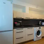 Large Prosek - Your Second Home! 아파트